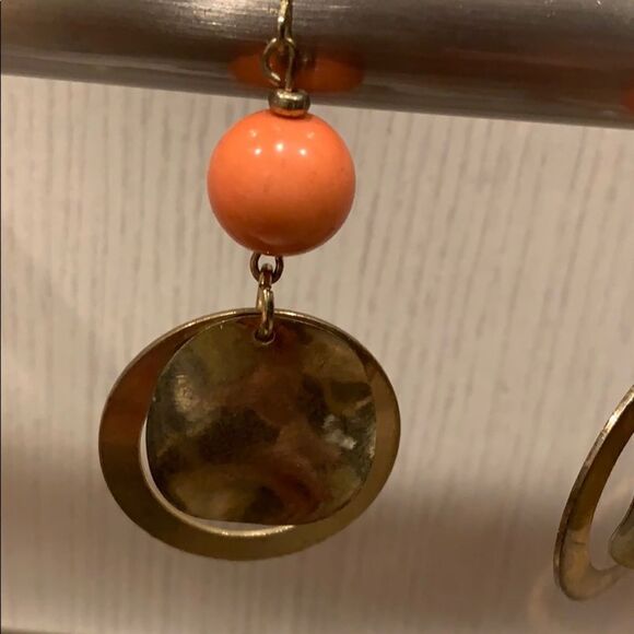 Orange drop earring  - Picture 2 of 4